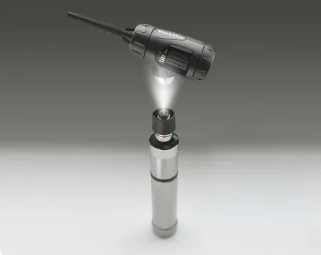 Welch Allyn - From: 23857 To: 26530 - 3.5V Halogen Nasal Illuminator, Complete with 9mm Polypropylene Speculum