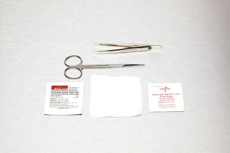 Medline - DYND70900H - Suture Removal Trays,Stainless Steel