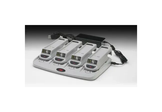 3M - TR-344N - 4-Station Battery Charger, for Versaflo&#153; TR-300 & Speedglas&#153; TR-300-SG PAPR, (Continental US+HI Only)