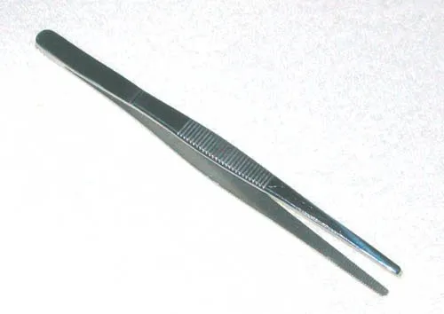 Zulco International - From: 5626 To: 5629  Dressing Forcep  5 1/2  Serrated